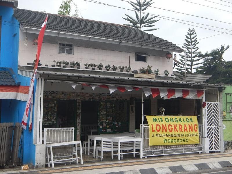 Warung Mi Ongklok Longkrang yang masih sederhana. (Tripadvisor/Sugeng R)