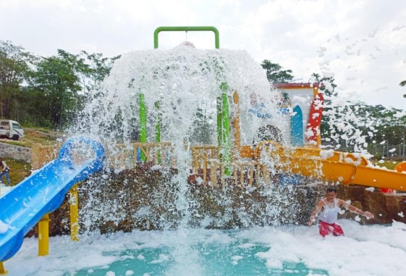 Bermain Air di Omah'e Opa, Banyak Pilihan Wahana Permainan