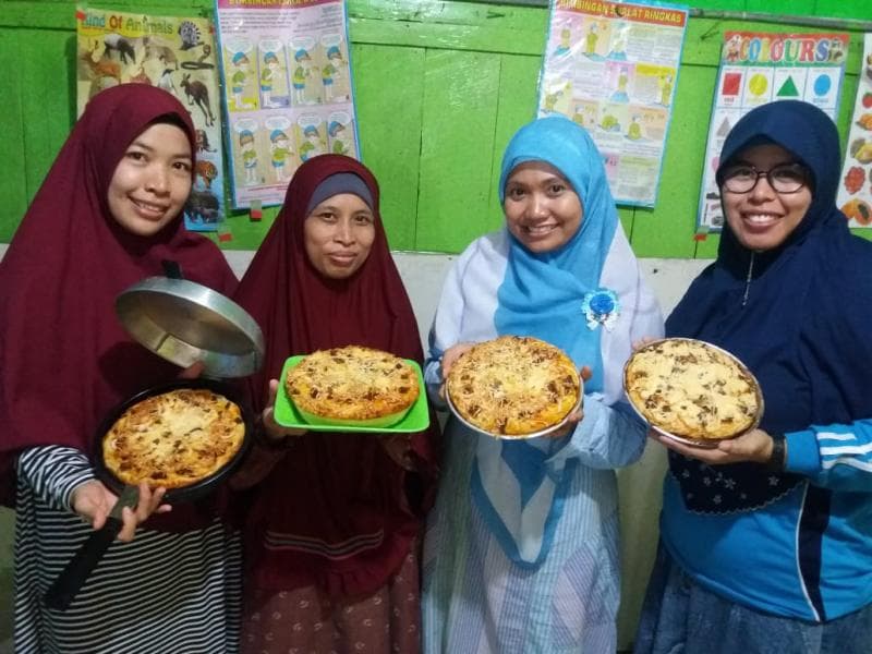 Rumbel (Rumah Belajar) <i>cooking and baking. </i>(Dokumentasi Komunitas IP Semarang)