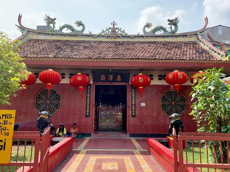 Arsitektur klenteng penuh dengan simbol dan makna. (Google Maps/Liz)