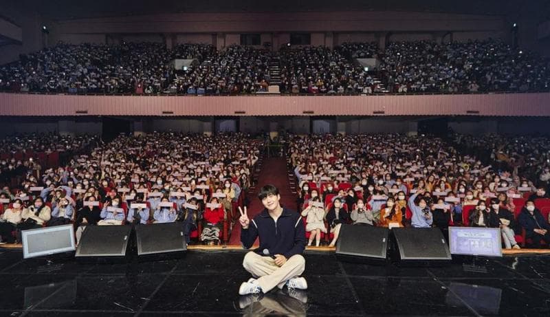 Aktor Kim Seon-ho sempat merasakan cancel culture sehingga membuatnya vakum beberapa saat di dunia hiburan. (Instagram/@seonho_kim)