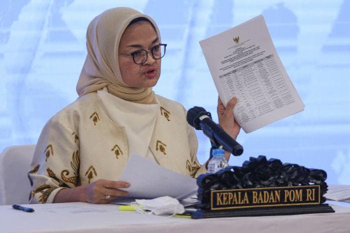 Kepala BPOM Penny K Lukito mengungkapkan akan berkoordinasi dengan Kementerian Komunikasi dan Informatika, serta Asosiasi E-commerce Indonesia (idEA) untuk melakukan penurunan konten. (Antara/Asprilla Dwi Adha)