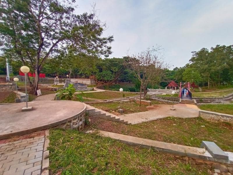 Jogging Track Undip. (Sustainability.undip.ac.id)