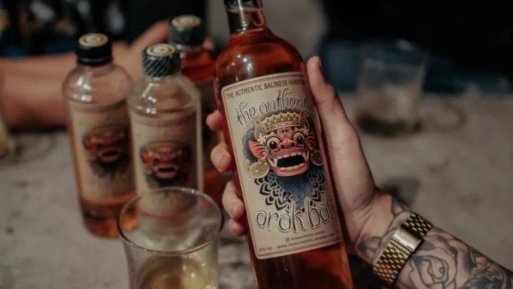 Gubernur Bali Wayan Koster menetapkan 29 Januari sebagai Hari Arak Bali. (Instagram/Theauthenctic.arakbali)