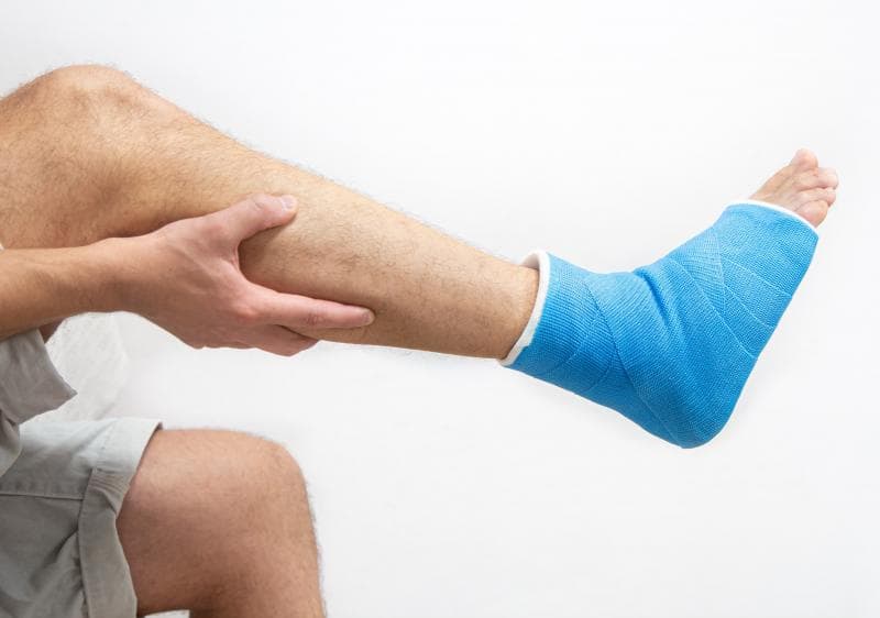 Ilustrasi: Keseleo merupakan kondisi ketika ligamen di pergelangan kaki tertarik atau robek. (Freepik)