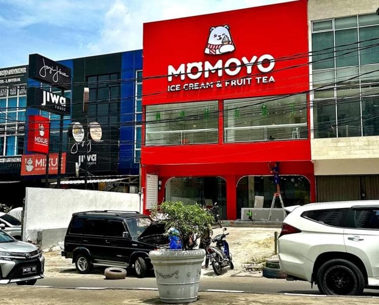 Gerai pertama Momoyo ada di kawasan Ciledug Raya. (Reddit)