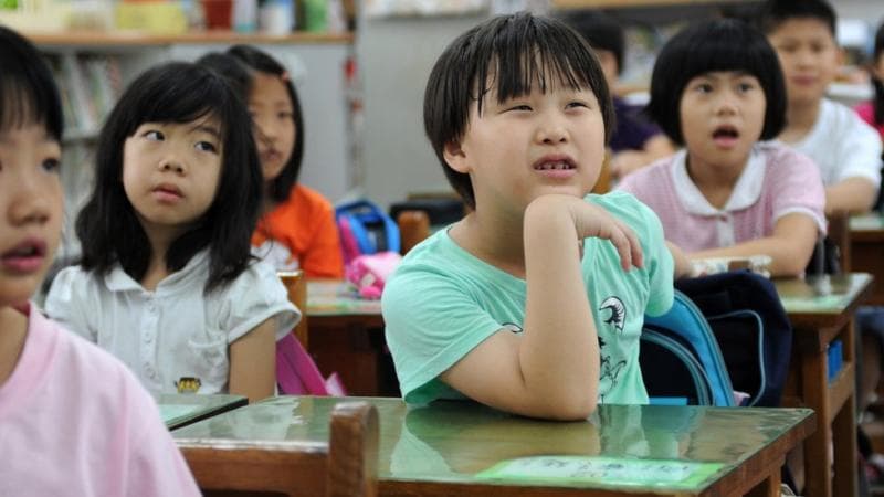 Ilustrasi: Biaya hidup yang tinggi membuat masyarakat di Taiwan enggak memiliki anak. (Getty Images)