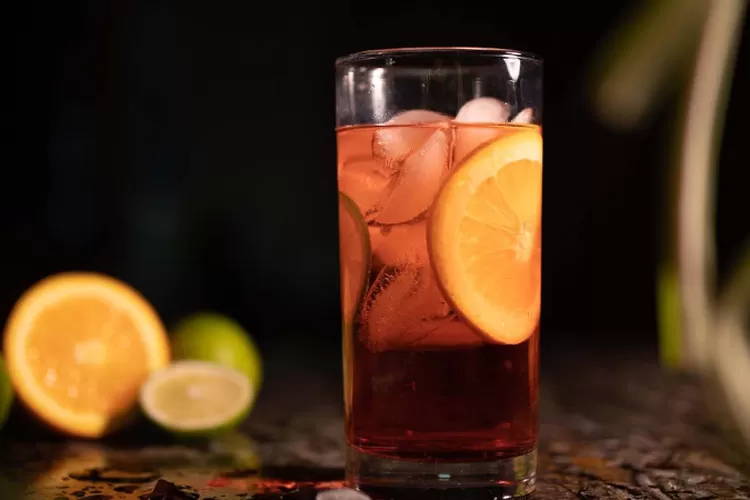 Teh kampul, minuman tradisional khas Solo. (Masak Apa Hari Ini)