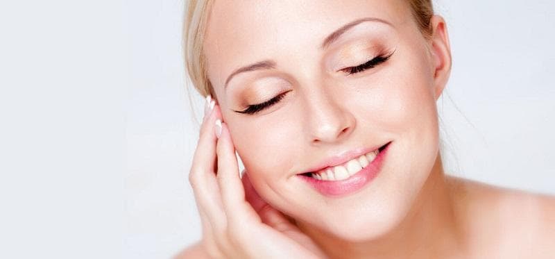 Vitamin dan antioksidan dapat melawan radikal bebas. (Glowing via Okezone)