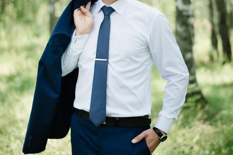 Apa Itu Istilah Kerah Biru dan Kerah Putih Dalam Dunia Kerja?