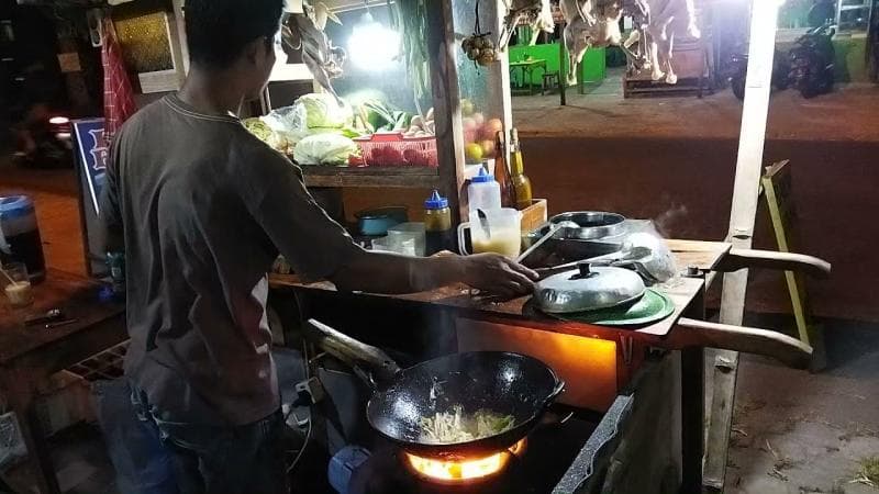 Mengapa Makanan yang Dimasak di Tungku Terasa Lebih Enak?