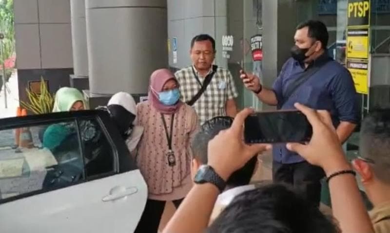 Agnes Gracia, salah seorang dari sekian banyak remaja dan anak di bawah umur yang bermasalah dengan hukum. (Pojoksatu)