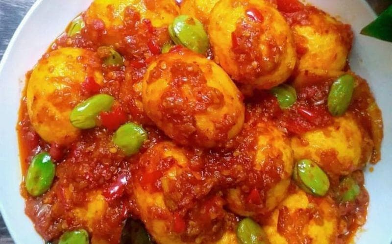 Telur kaya protein yang bisa cegah lapar. (instagram/@famarandani)