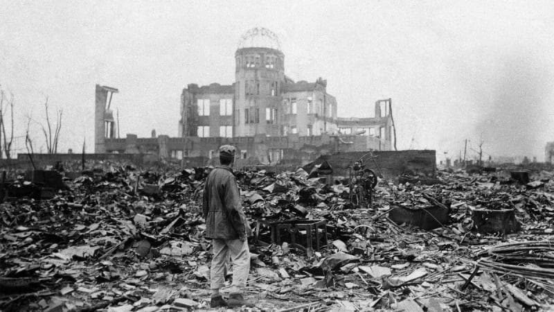 Kondisi Hiroshima pasca diterjang bom atom. (AP/Stanley Troutman)