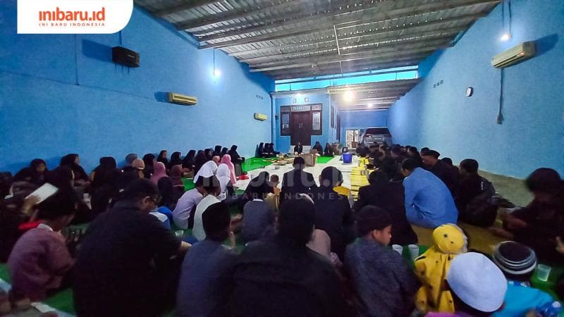 Mantan preman di Semarang yang bertobat banyak mencari hidayah di Ponpes Istighfar Tombo Ati. (Inibaru.id/ Fitroh Nurikhsan)