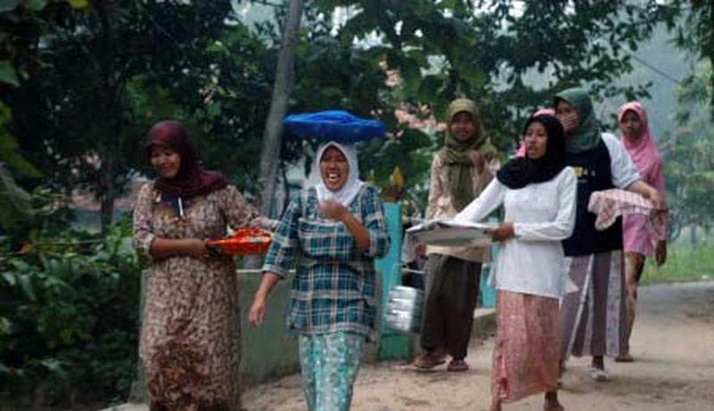 Tradisi hantaran adalah perwujudan dari sedekah setahun sekali. (Istimewa/Antara)