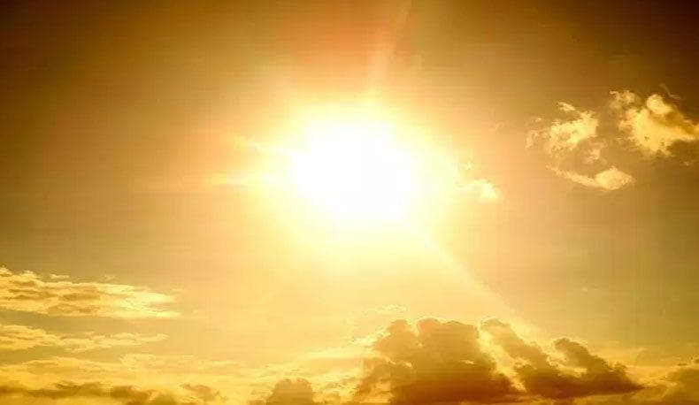 Belakangan ini Indonesia sedang dilanda cuaca panas. (Inews)