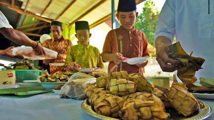 Mengenal Tradisi Lebaran Ketupat Yang Masih Eksis Di Jawa Inibaru