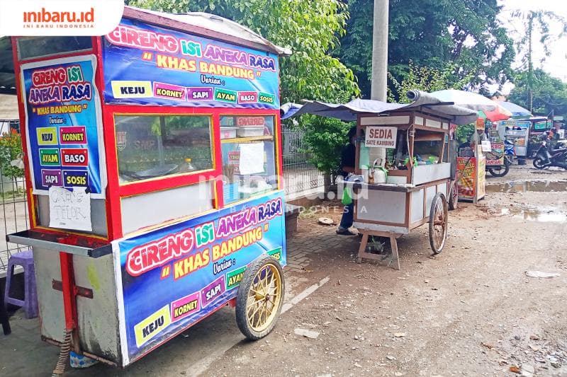 Lapak pedagang di SMP 13 Semarang yang terlihat sepi. (Inibaru.id/ Zulfa Anisah)