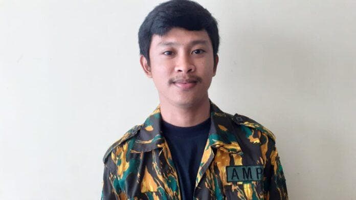 Rafli sudah mengenal dunia politik sejak anak-anak. (Metrotimes)