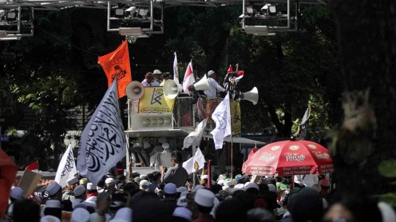 PA 212 Tolak Konser Coldplay, Sandiaga: Nggak Ada Ancaman Apapun