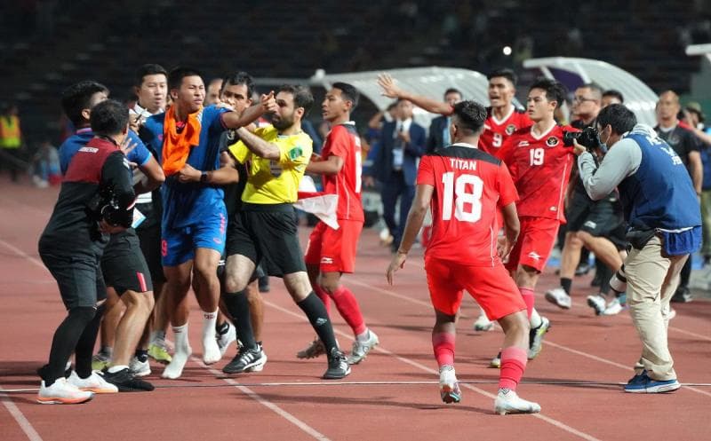 Keributan antara Timnas Indonesia dengan Thailand. (Okezone/Reuters)