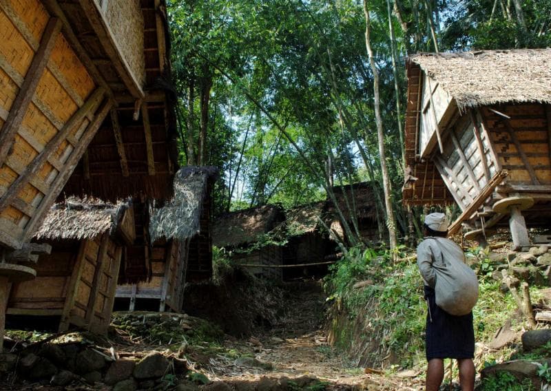 Anti-Mainstream, Warga Baduy Minta Sinyal Internet Dihilangkan dari Daerahnya