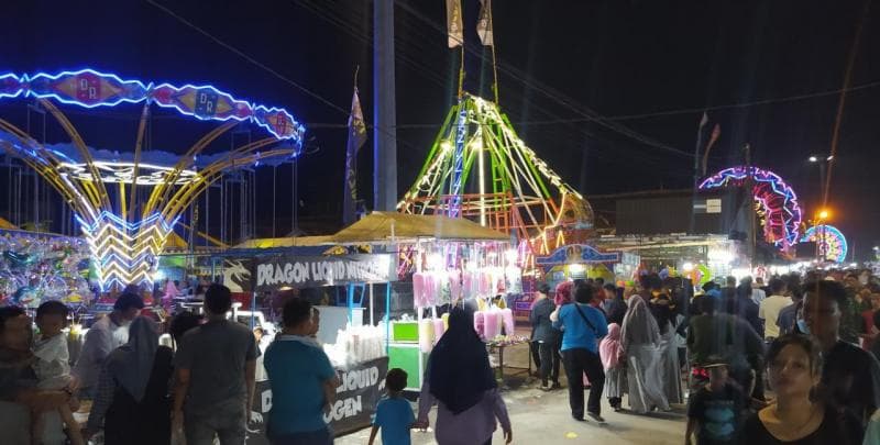 Pasar rakyat di Grebeg Besar Demak. (Dinkominfo.demakkab)