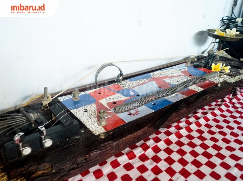 Alat musik Layur terdiri dari berbagai komponen. (Inibaru.id/ Audian F)<br>