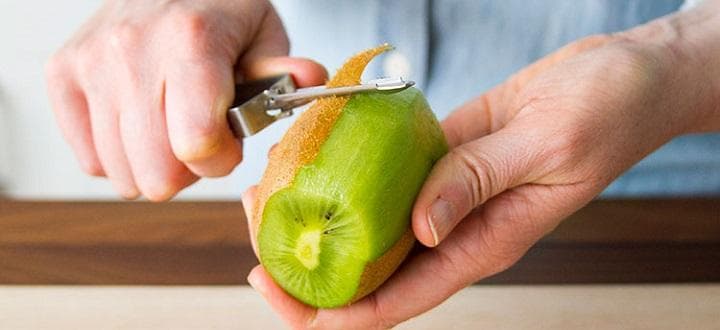 Meskipun buah yang kamu makan dikupas, tetap harus dicuci terlebih dahulu. (BBS)