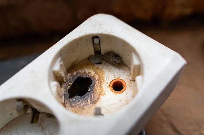 Jangan Pernah Anggap Remeh Masalah Listrik di Rumah Ini