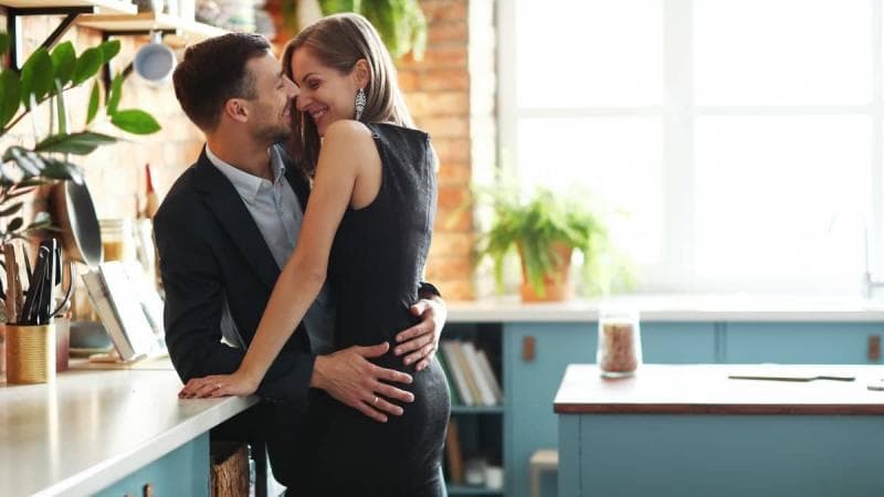 Perselingkuhan terjadi karena banyak faktor. (via Halogeet)