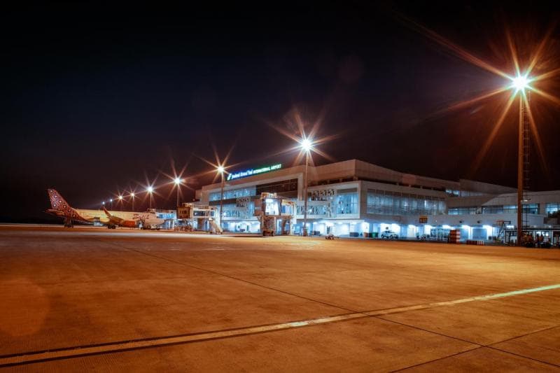 Kondisi bandara di malam hari. (Dok. PT Angkasa Pura I)