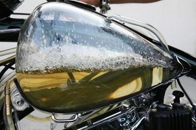 Benarkah bila kendaraan lama nggak dipakai, bensin di dalamnya juga bisa  basi? (via Otoinfo)