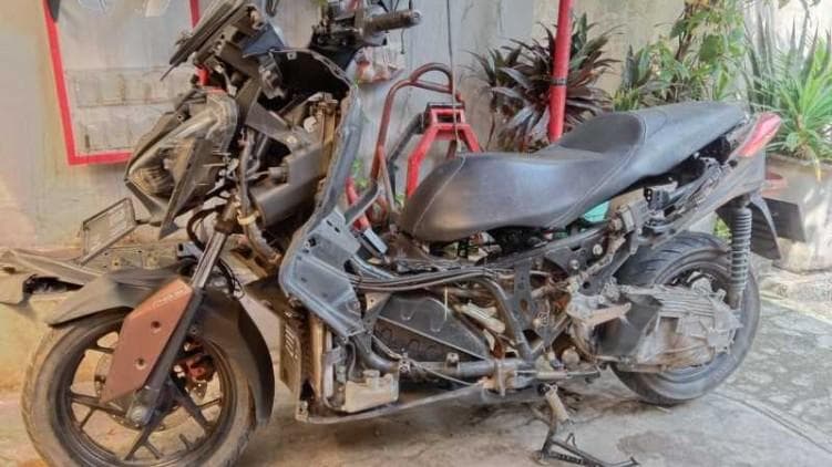 Motor yang lama tidak dipakai juga bisa bikin bensin di dalamnya basi. (via otorider)