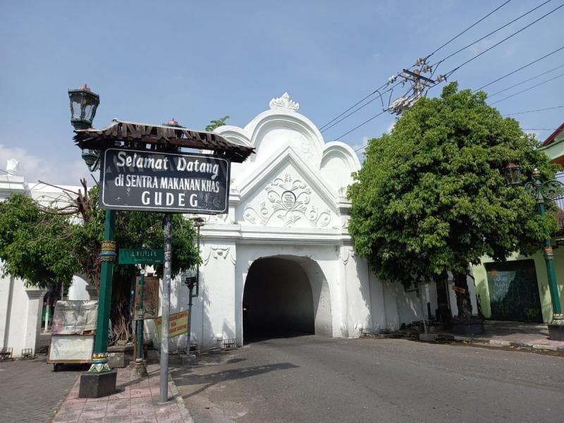 Plengkung Wijilan di sisi timur keraton. (Twitter/Lampauin)