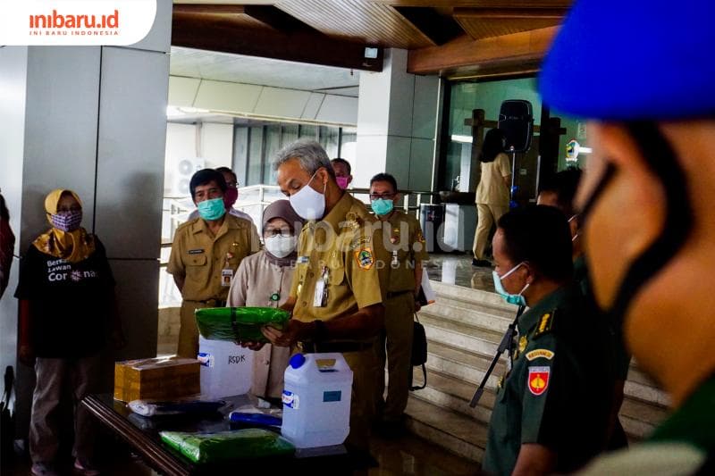 Ganjar membuat gerakan 35 juta masker di Jawa Tengah. (Inibaru.id/ Audrian F)<br>