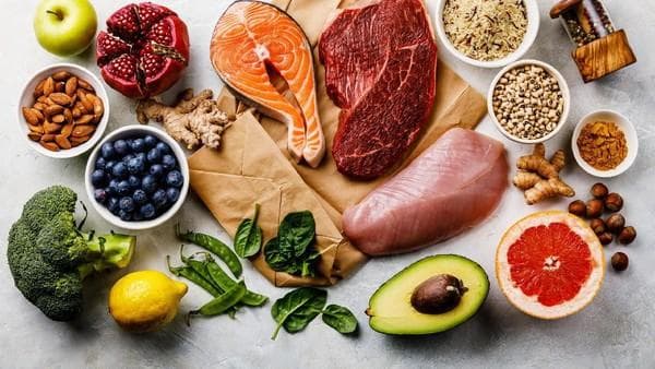 Diet tinggi protein bisa mempertahankan massa otot. (iStock)