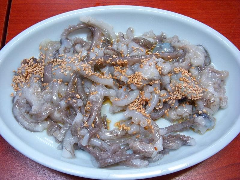 Sannakji, kuliner khas Korea dari gurita hidup. (Wikipedia/LWY)