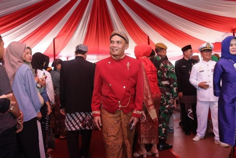  Ketua DPRD Jateng Sumanto berharap Pj Gubernur Jateng bersama jajarannya bisa meneruskan pembangunan yang sudah berjalan di bawah kepemimpinan Gubernur Ganjar Pranowo. (Dok. DPRD Jateng)