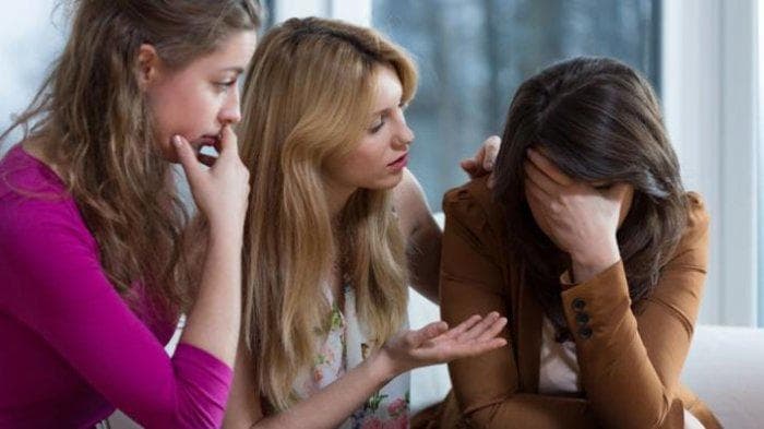 Sampaikan perasaanmu dan kekhawatiranmu. (via Tribun)