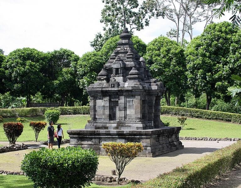 Mungil tapi Cantik, Begini Daya Tarik Candi Gebang Yogyakarta