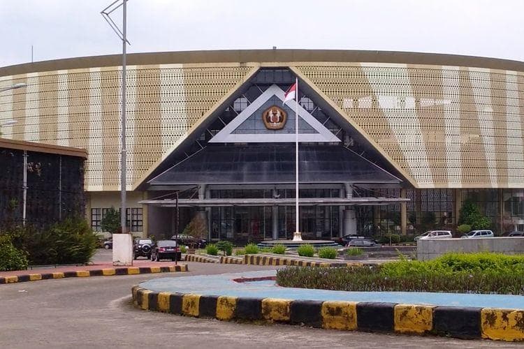 Gedung Rektorat Unpad Jatinangor. (Kompas.com/Reni Susanti)<br>