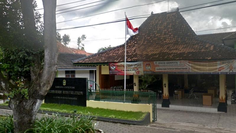Kantor Kecamatan Mantrijeron. (Mantrijeron)