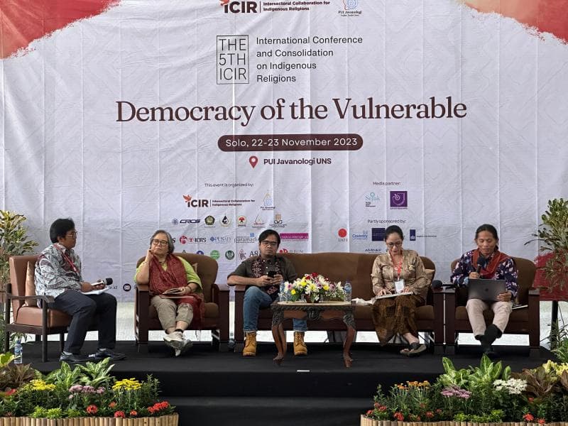 Suasana konferensi pers "Democracy of the Vulnarable" di&nbsp;di PUI Javanologi, UNS Surakarta.&nbsp;(Dokumentasi ICIR)