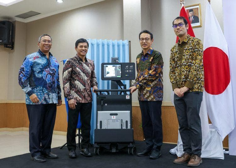 Jepang sumbang x-ray untuk RS di Indonesia. (Dokumentasi Kemenkes)