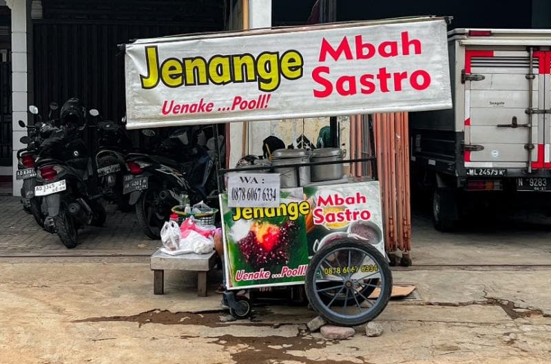 Jenang Mbah Sastro selalu laris diburu pembeli dan sudah habis setelah beberapa jam buka. (Twitter/EatventureInc)