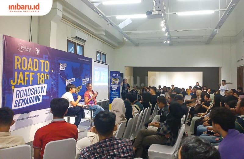 Anak-anak muda Kota Semarang sangat antusias mengikut acara diskusi bersama Sha Ine Febriyanti. (Inibaru.id/ Fitroh Nurikhsan)