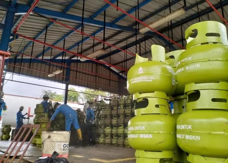 Kamu perlu bawa KTP atau KK sebelum bisa membeli gas elpiji 3 kilogram. (Pemkot Depok/JD 05/Diskominfo)