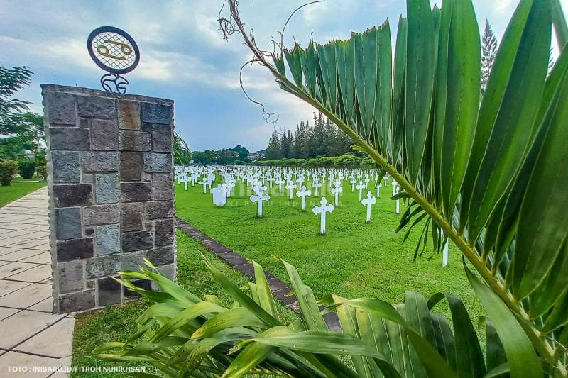 Permakaman Ereveld Kalibanteng yang berlokasi di Jalan Siliwangi Kota Semarang.